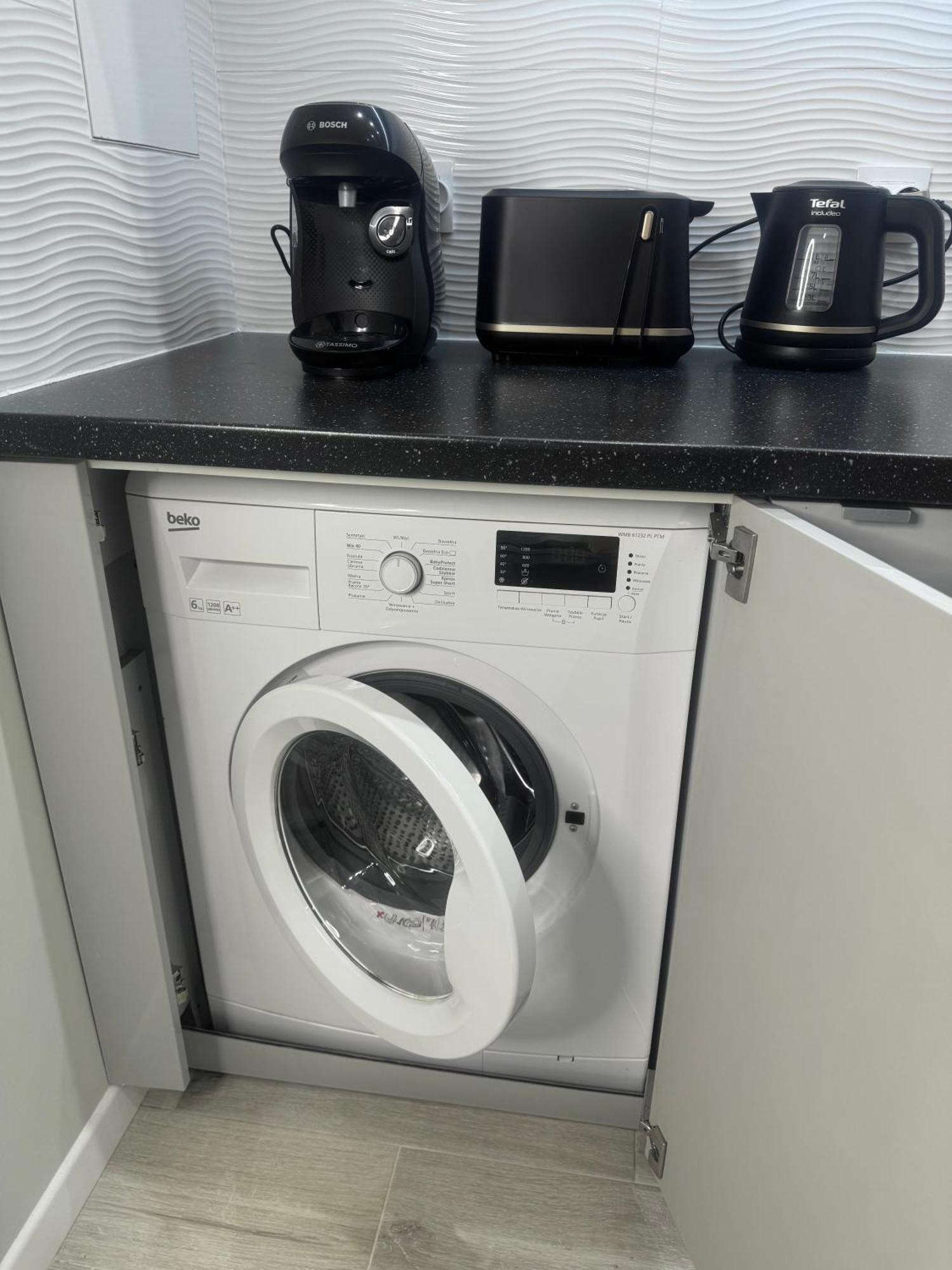 Elegance Centrum Air Conditioner & Garage For Free *